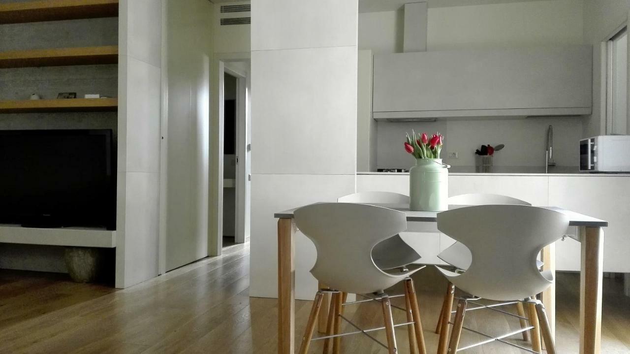Appartamento Moderno In Centro Storico Λούκα Εξωτερικό φωτογραφία